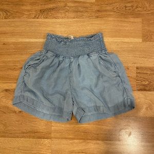 Light denim shorts